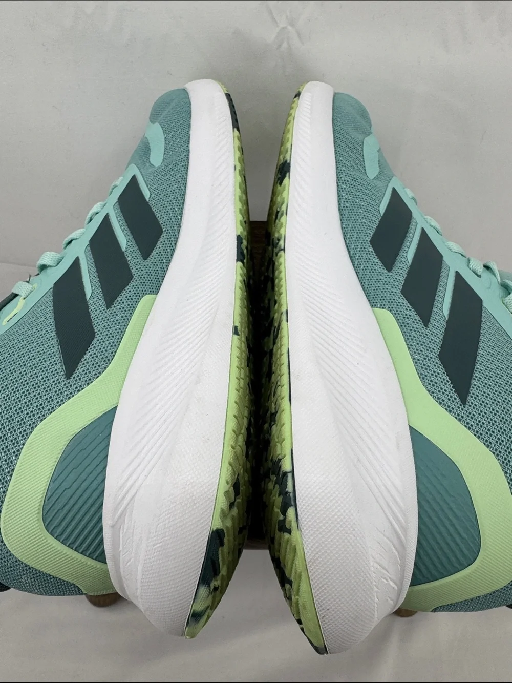 Like New! Adidas Womens Runfalcon 5 Cloudform Running Shoes, Mint Aqua Teal, 7